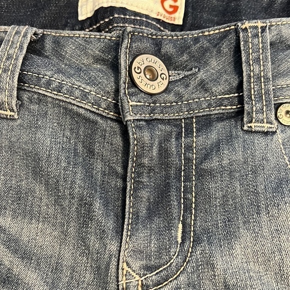 Guess Mid Rise Denim Jean Shorts Sz 27 - Picture 5 of 11